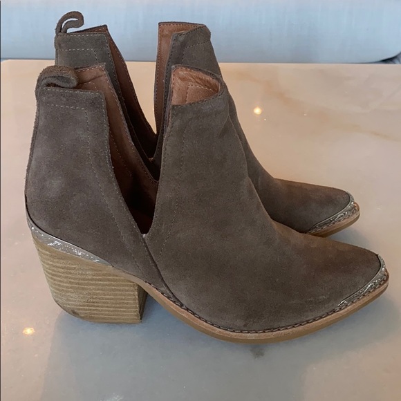 jeffrey campbell cromwell taupe